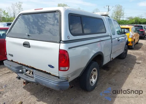 2002 Ford F-150 Lariat/Xl/Xlt from USA, damaged, VIN 1FTRX18L52NB18963